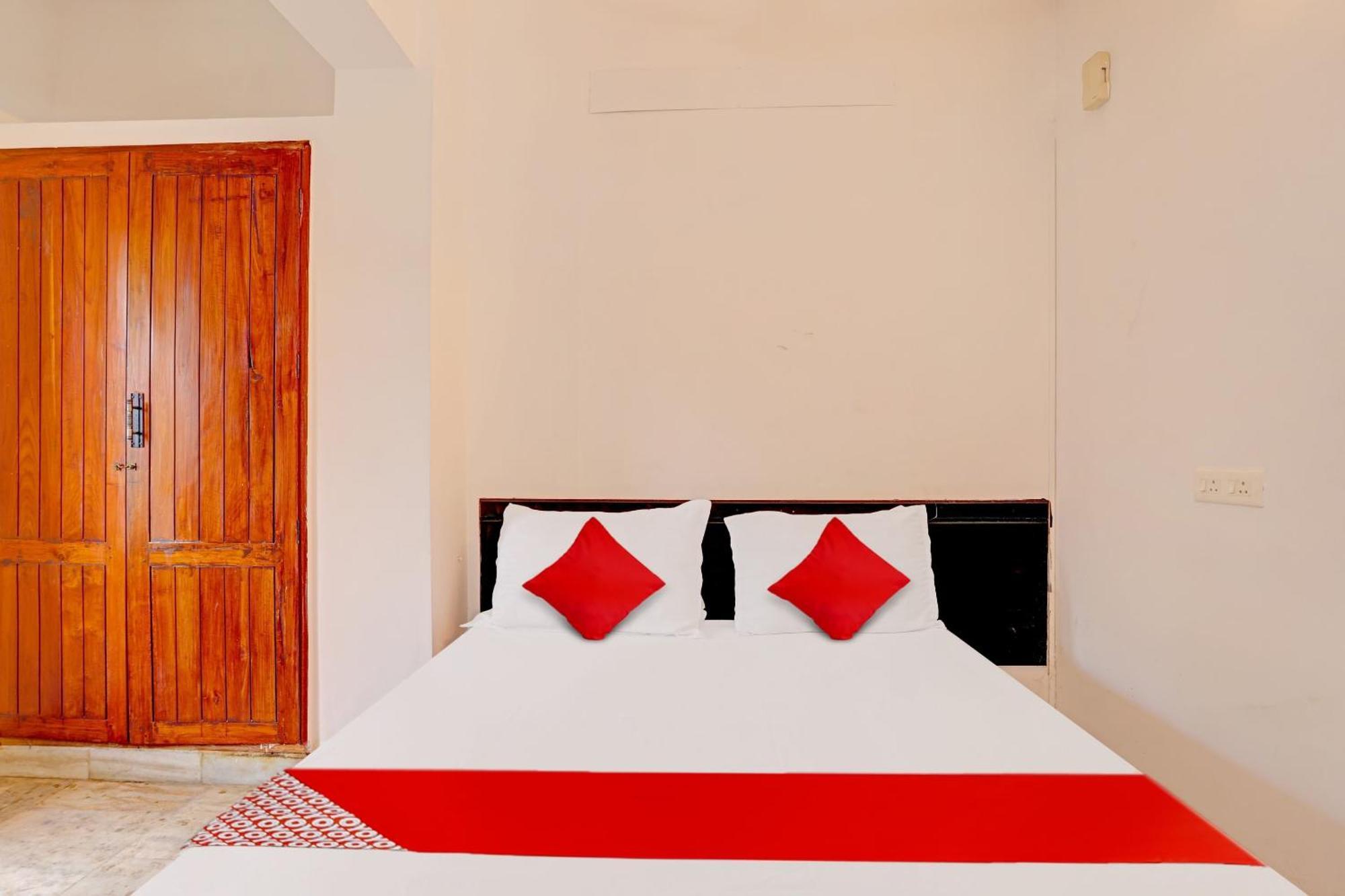 Hotel O Safa Inn Trippapur Bagian luar foto