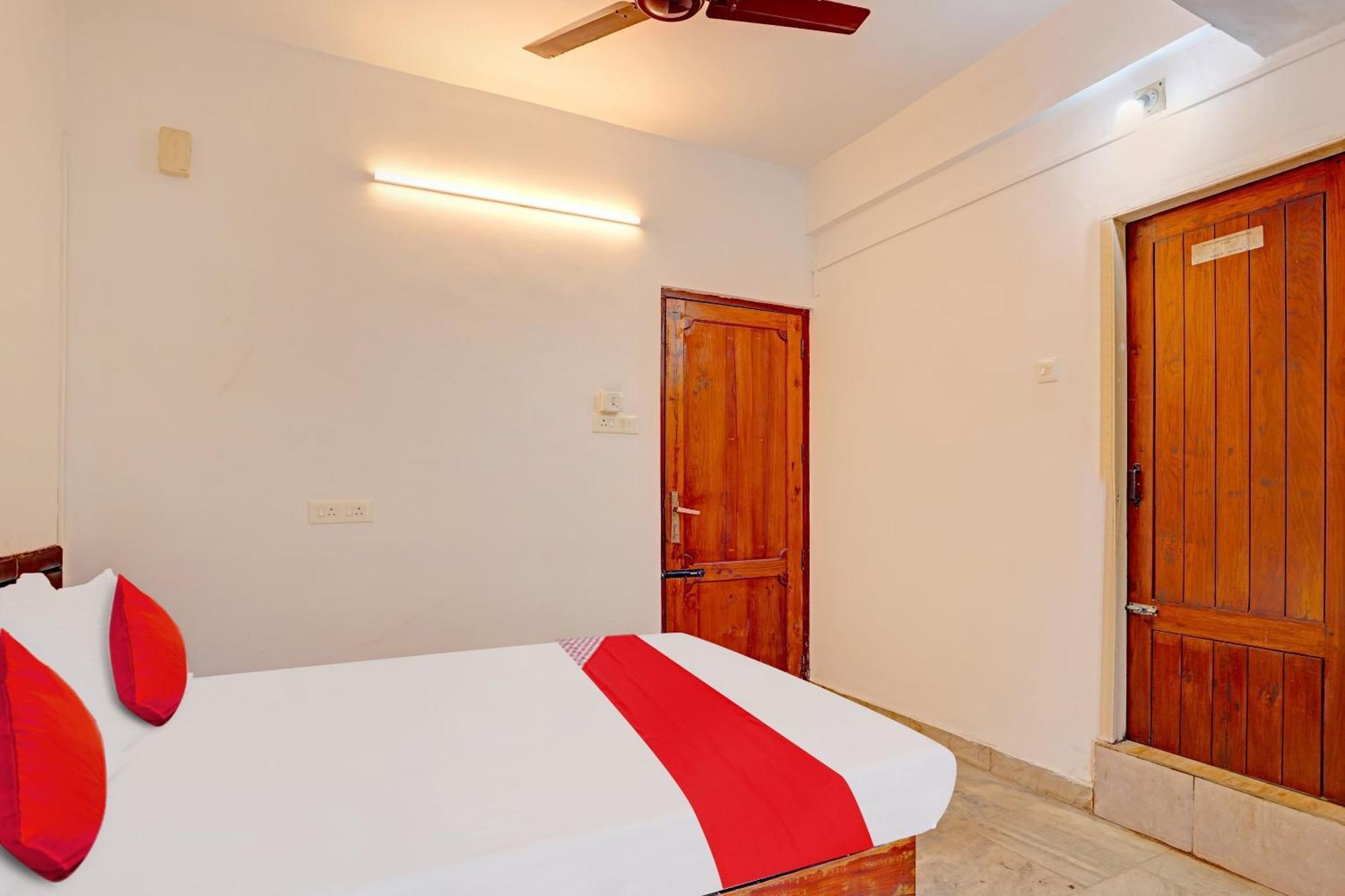 Hotel O Safa Inn Trippapur Bagian luar foto