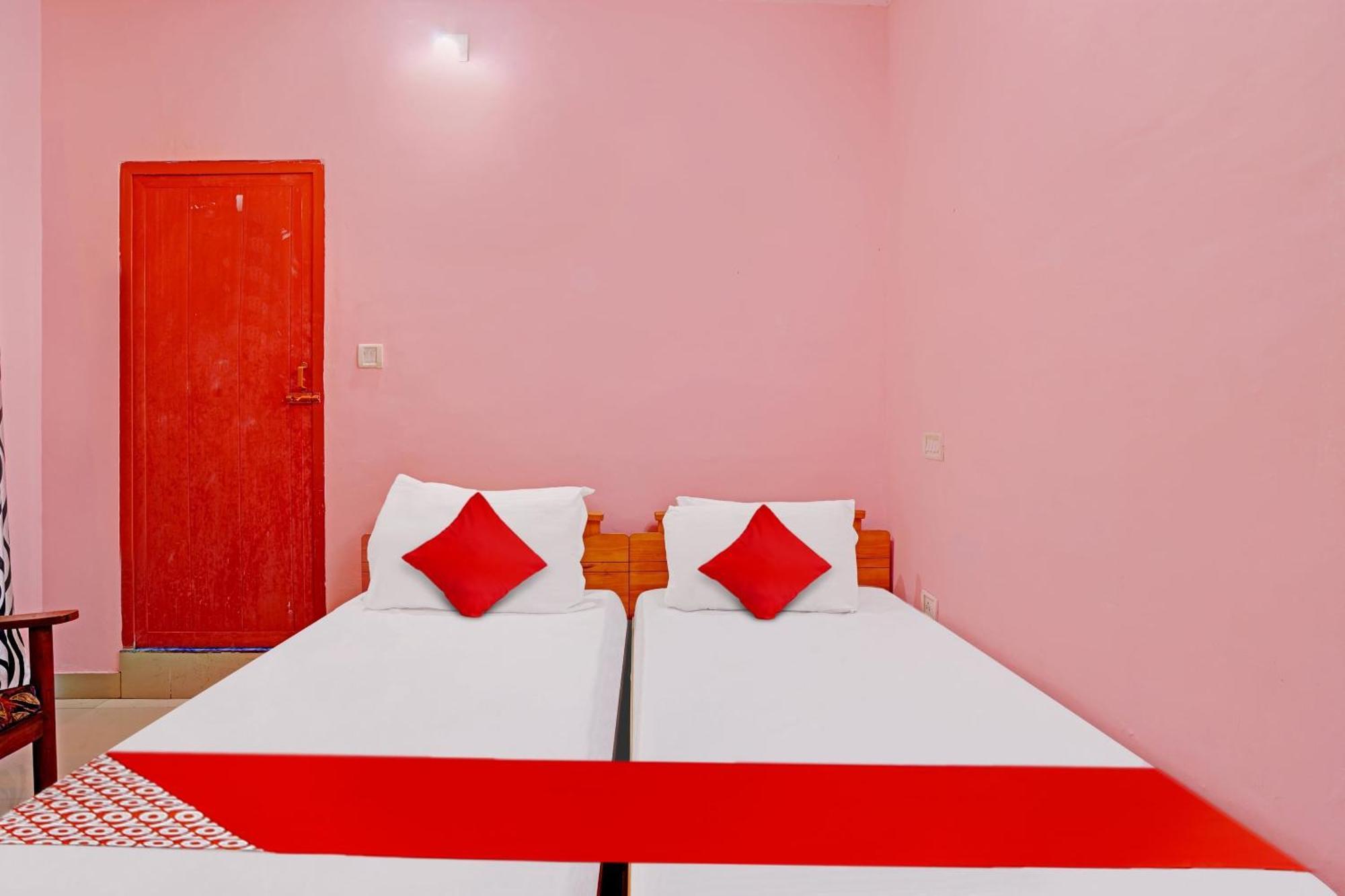 Hotel O Safa Inn Trippapur Bagian luar foto