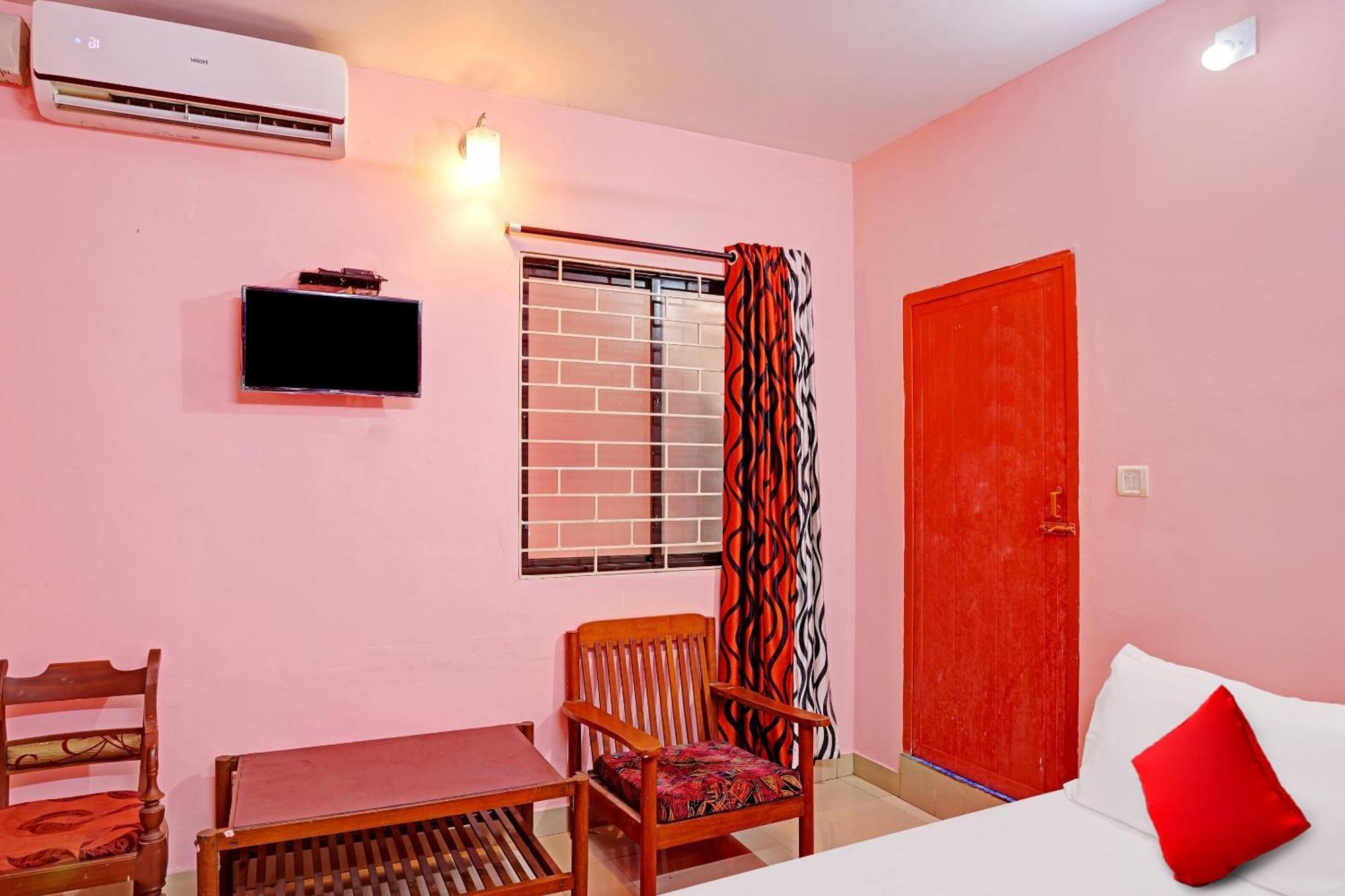 Hotel O Safa Inn Trippapur Bagian luar foto