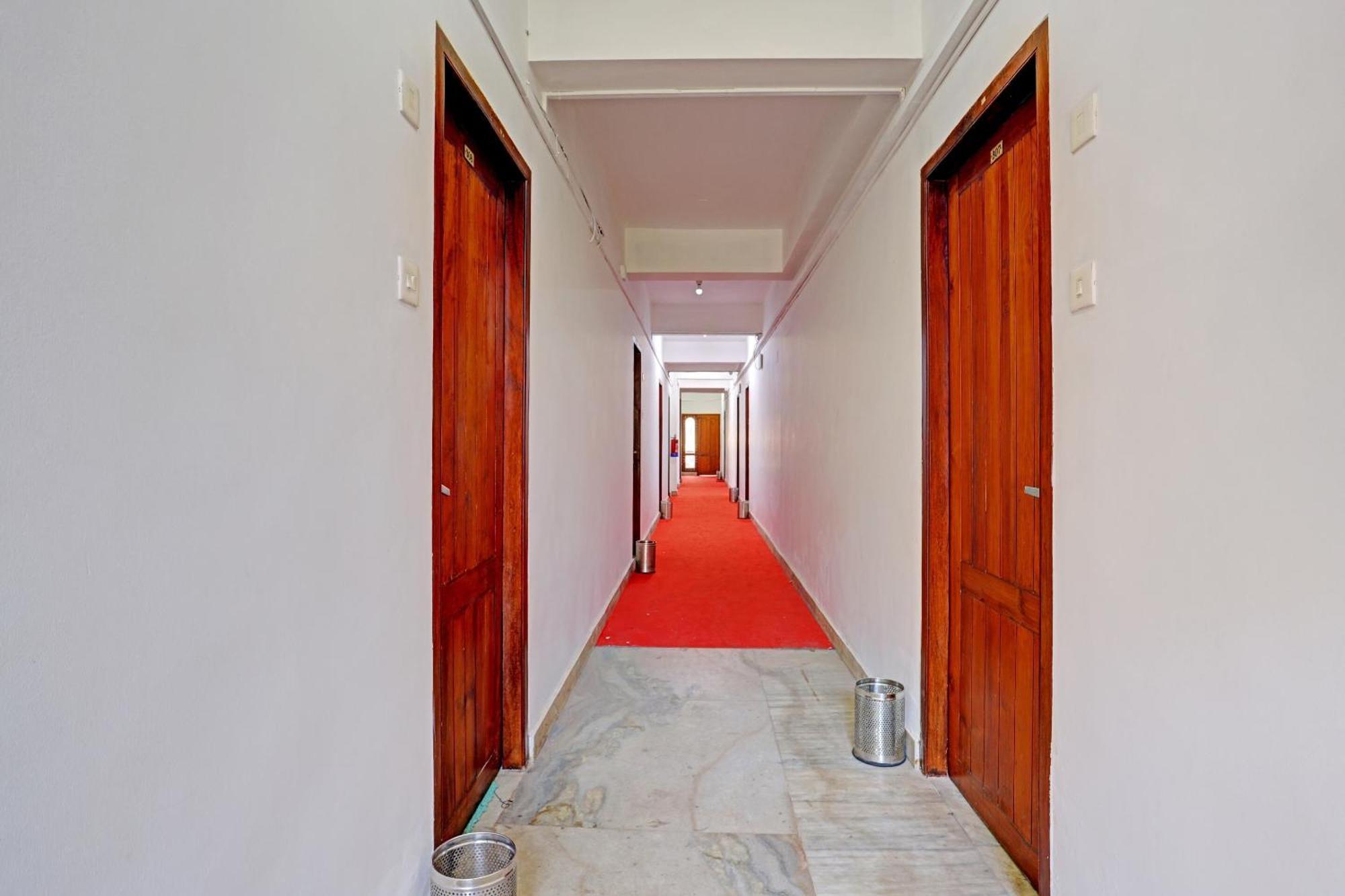 Hotel O Safa Inn Trippapur Bagian luar foto